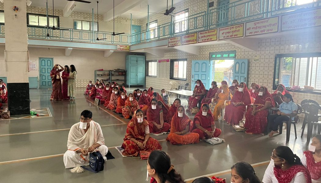 गुरु पूर्णिमा के उपलक्ष्य में महाराज साहब के द्वारा प्रवचन