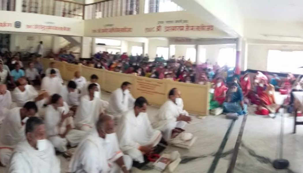 आईना हमेशा सही दिखाता है: रवीन्द्र मुनि नीरज म.सा.