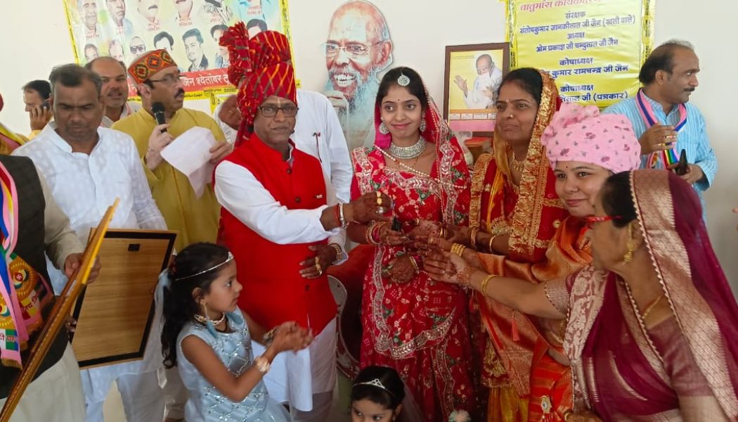 मेघा रवि जैन के 31 उपवास आज पूर्ण हुएl
