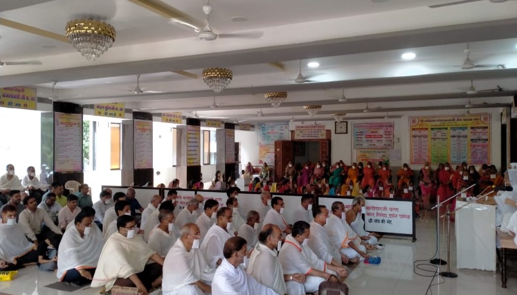 सुपात्र दान देने से कर्मों की महान निर्जरा होती है: उपप्रवृत्तिनि संथारा प्रेरिका सत्य साधना